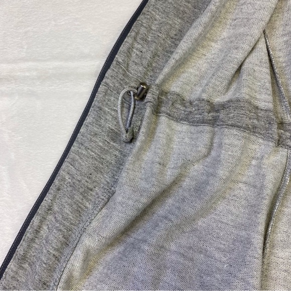 Athleta Lotus Vest Gray Hooded Drawstring Vest - Picture 11 of 14